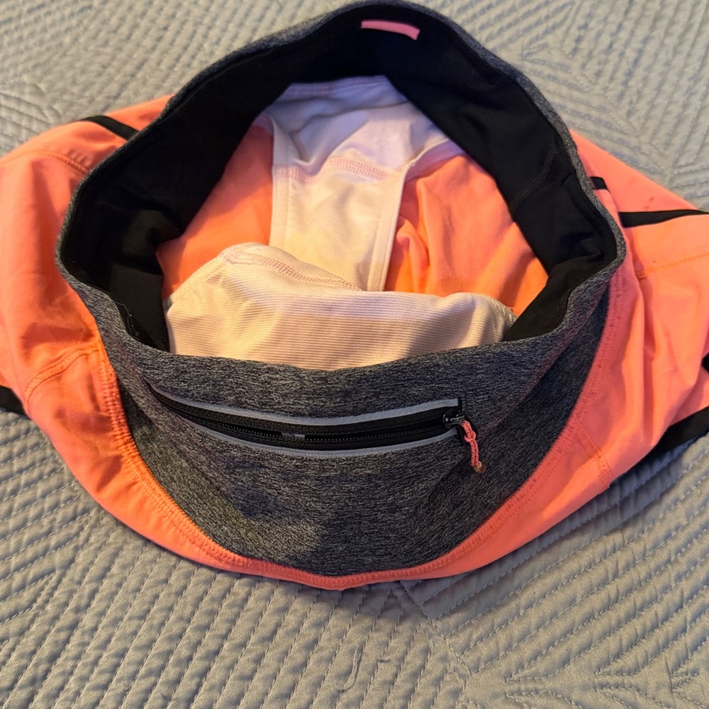 lululemon athletica Women's Coral and Charcoal Athletic Short - Picture 4 of 6